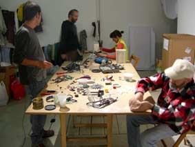 TALLER ARTE EN RECICLADO. ESPACIO TANGENTE 08
TALLER ARTE EN RECICLADO

de lunes a jueves - de 19:00 h. a 21:30 h.
COORDINA: MIGUEL �NGEL MORADILLO